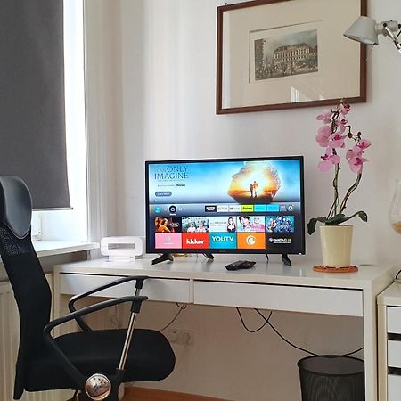 Quiet 2-Room Flat, Walking Distance To City Centre Βιέννη Εξωτερικό φωτογραφία