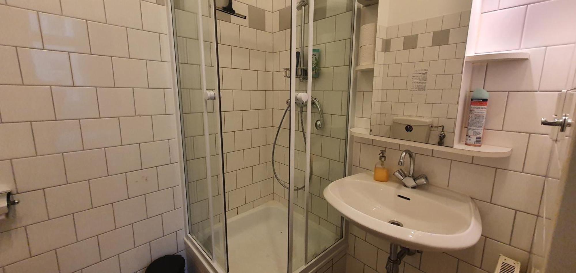 Quiet 2-Room Flat, Walking Distance To City Centre Βιέννη Εξωτερικό φωτογραφία